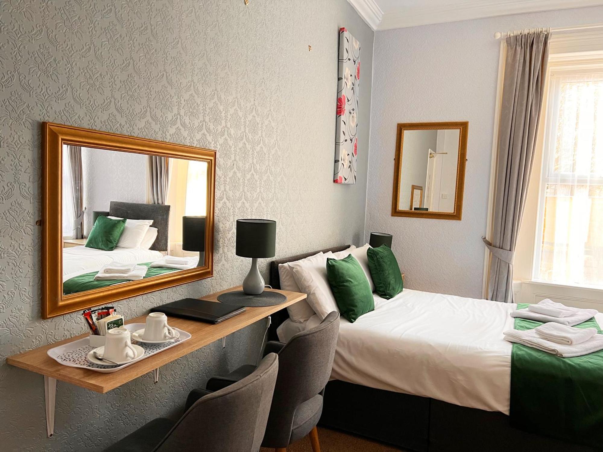 The Grove Villa Weston-super-Mare Bagian luar foto